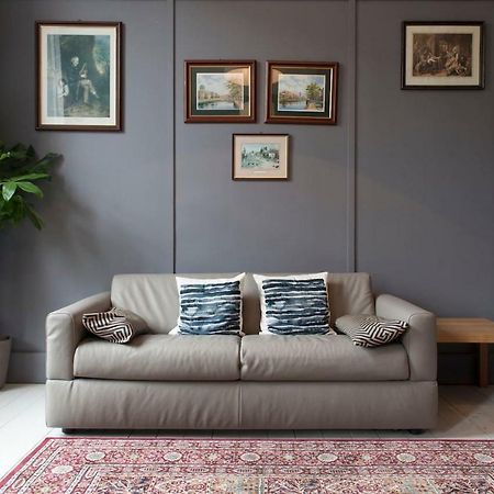 Georgian Grand Apartment Dublin Eksteriør bilde